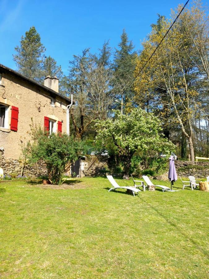 Cedres Bleus De Joany Chez Nathalie Viviez Exterior photo